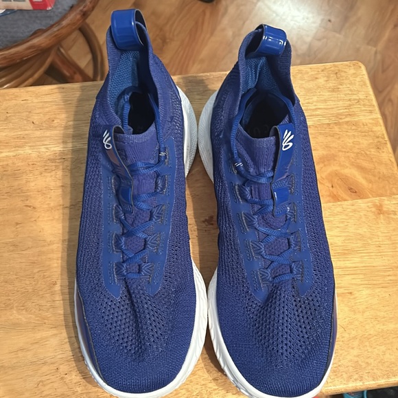 Under Armour Curry Flow 8 - Picture 2 of 4